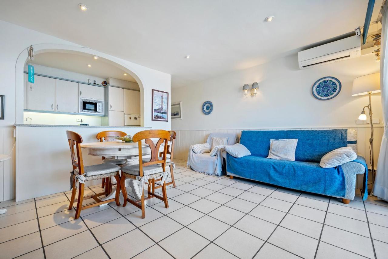 סאלו Hauzify I Apartament Capellans מראה חיצוני תמונה